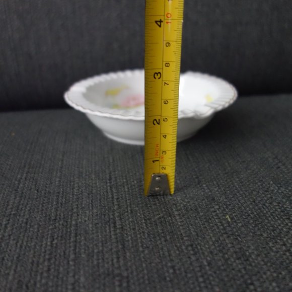 Vintage Ceramic Ash Tray - Picture 7 of 8